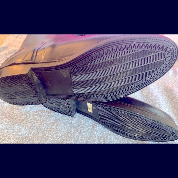 Burberry RainBoots - Picture 3 of 4